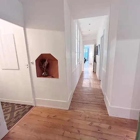 Апартаменты L'elegant Paradoux - 3 Sdb - 2 Wc - Ascenseur - Parking - Plein Centre Тулуза