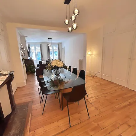 Apartmán L'elegant Paradoux - 3 Sdb - 2 Wc - Ascenseur - Parking - Plein Centre *
